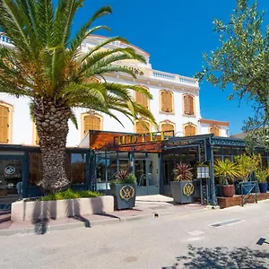 villa-arena-hotel.fr-provencehotel.com/
